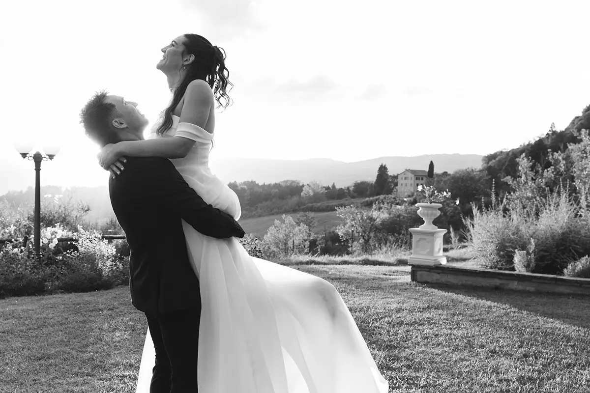 Newlyweds dance in the lower garden of the Santa Margherita Monastery